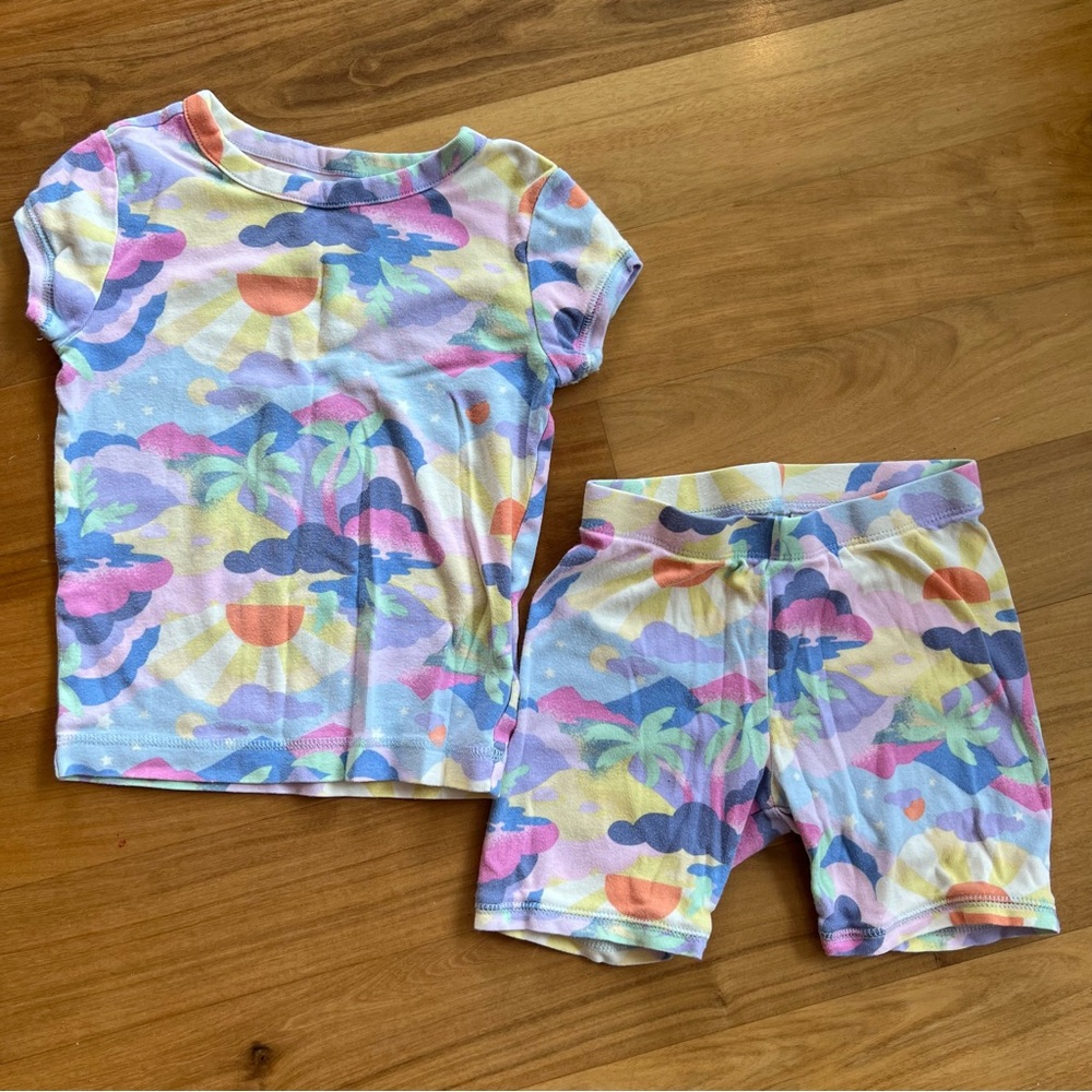 Colorful Kids' T-Shirt and Shorts Pajama Set - GAP size 6